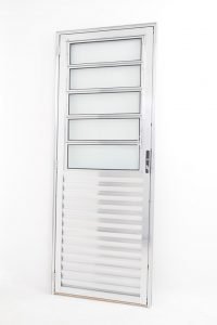 Porta Basculante de Alumínio Brilhante