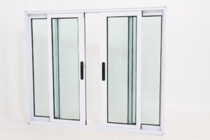 Janela de Vidro e Alumínio Branco com 4 folhas - Linha Premium